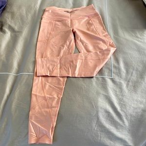 Victorias Sport metallic shimmer pocket leggings